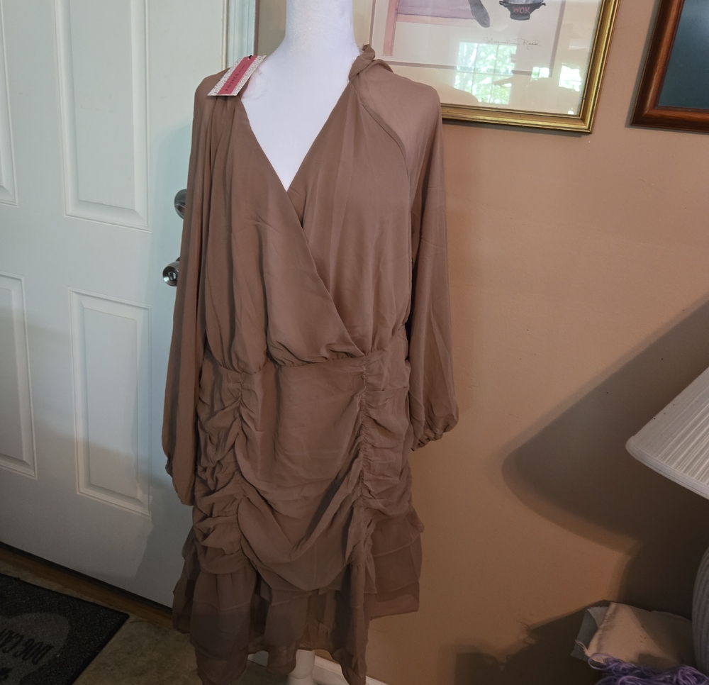 Women's Taupe Ruched Waist Dress